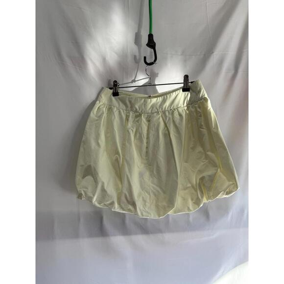 DUNST White Balloon Mini Skirt Size M with Stains - Picture 4 of 8